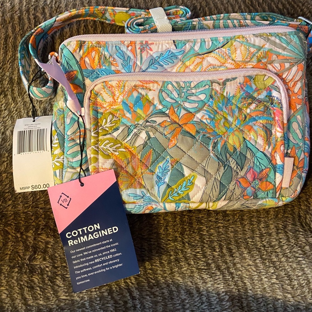 Vera Bradley little hipster